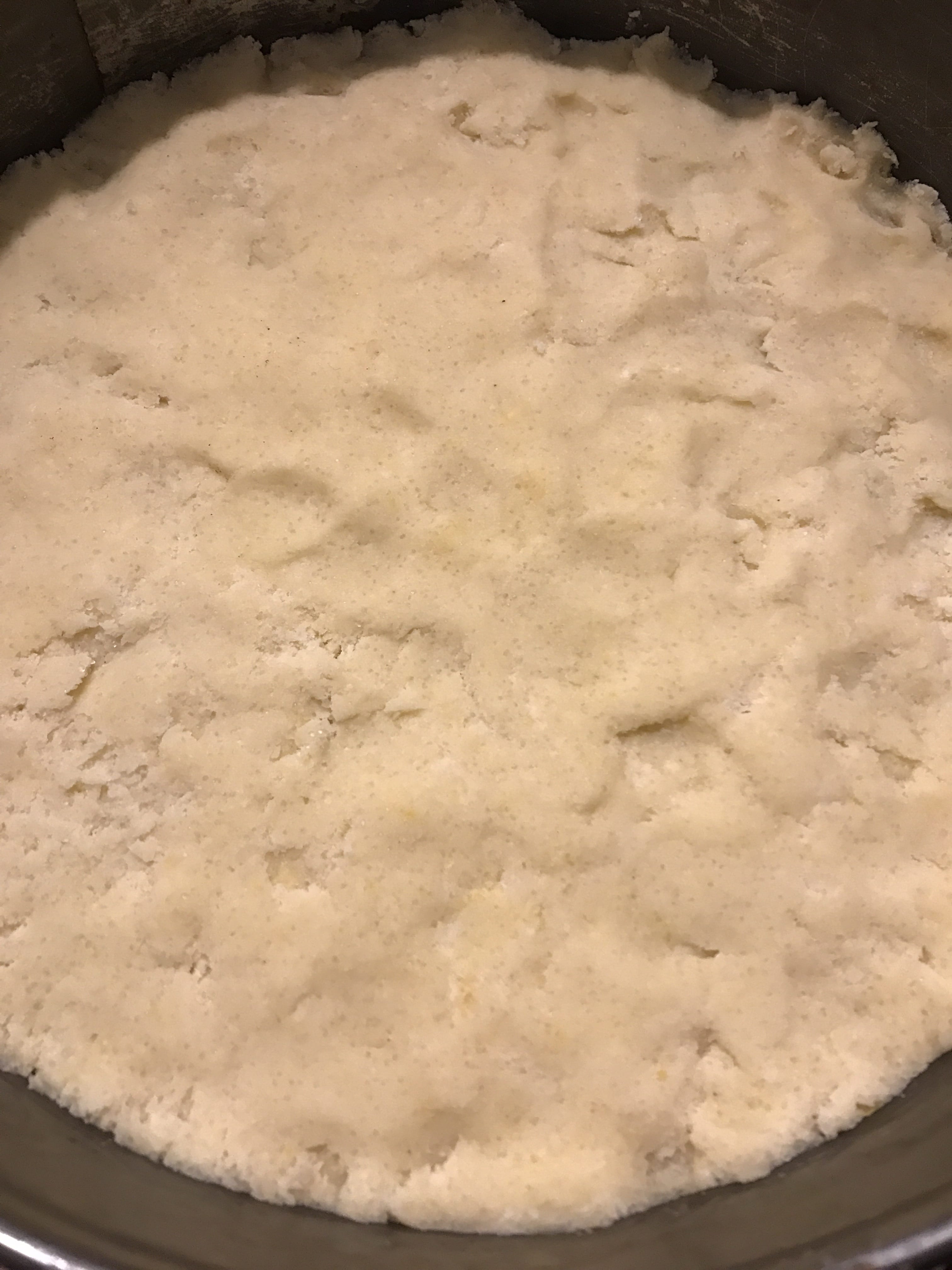 Picture of pressed crust in a baking tray