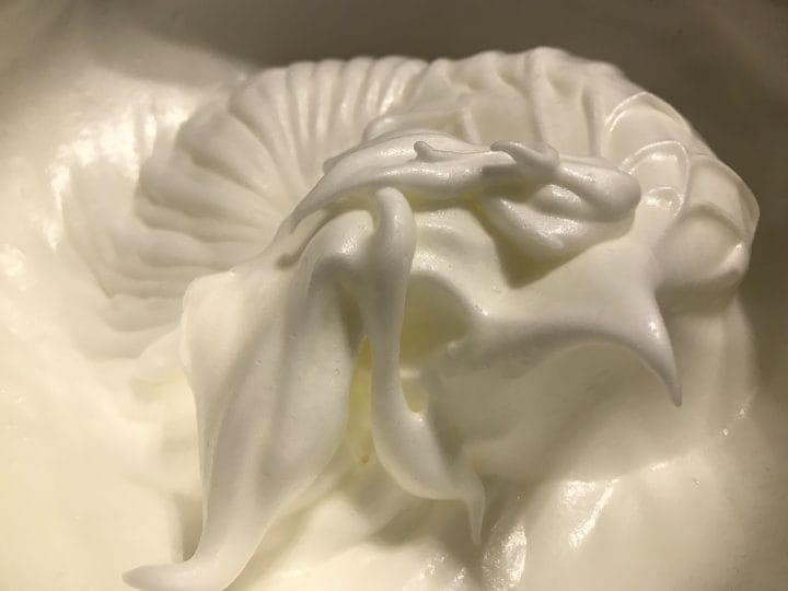 Picture of step by step recipe for keto pavlova