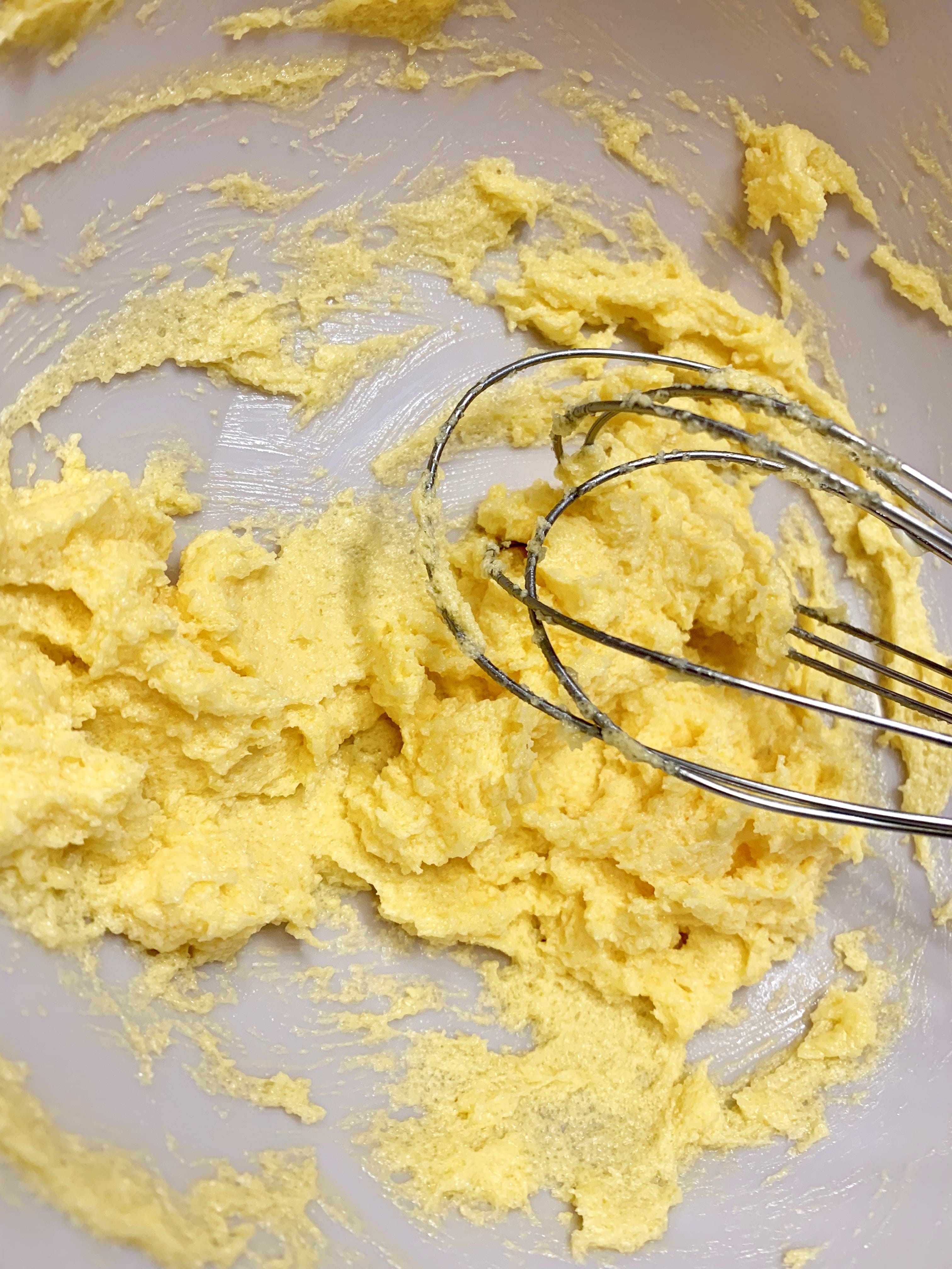 Picture of a yellow mixture