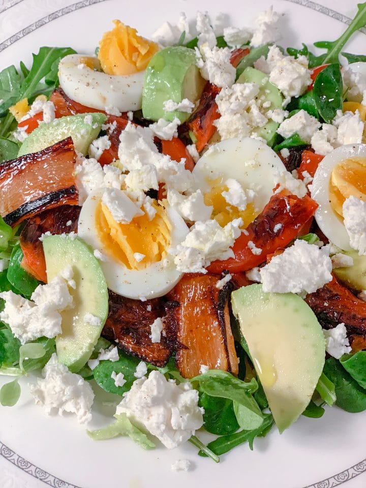Picture of salad with roasted pepper and feta cheese