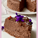 Keto raw chocolate cake