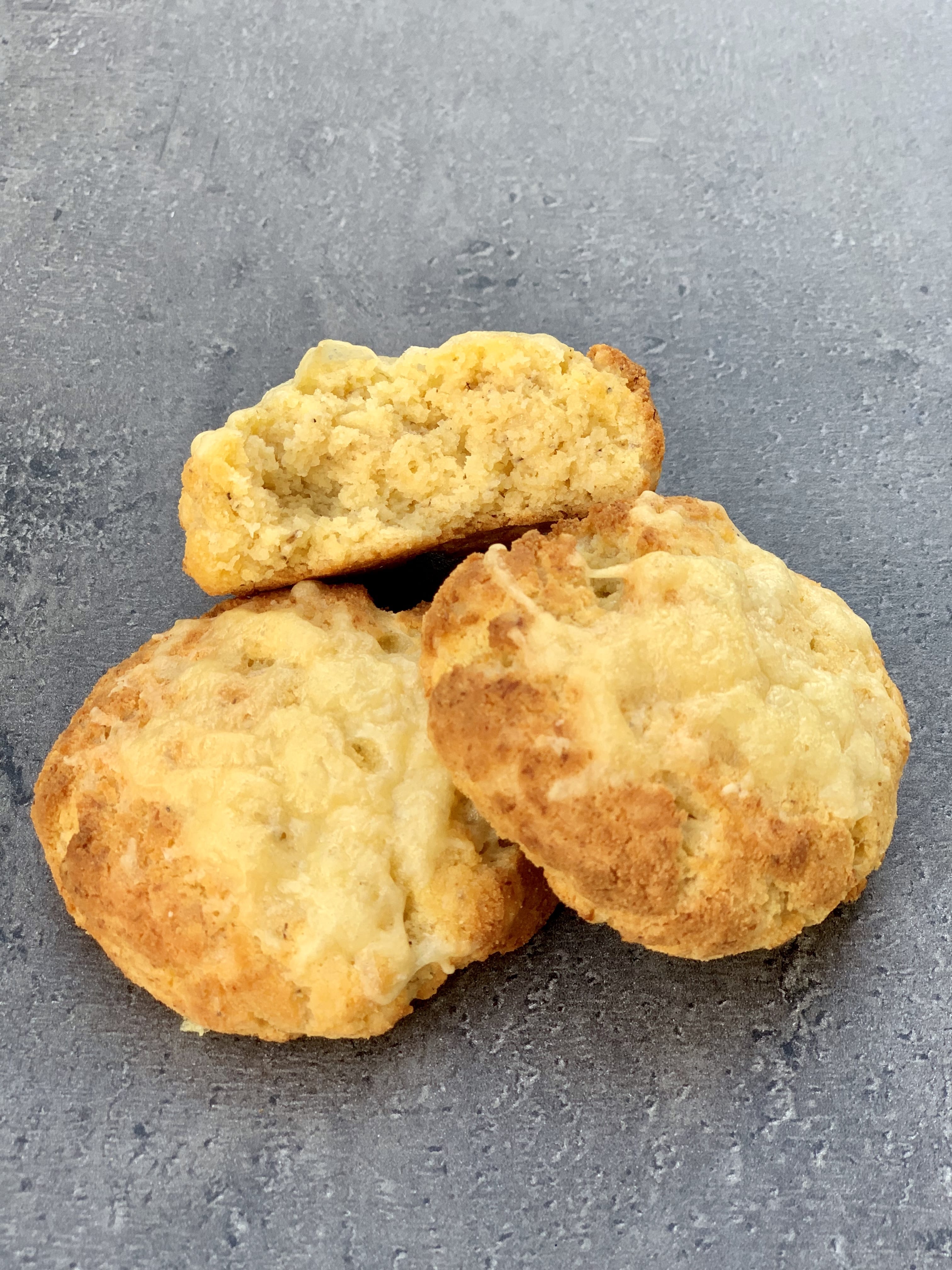Picture of keto biscuits 