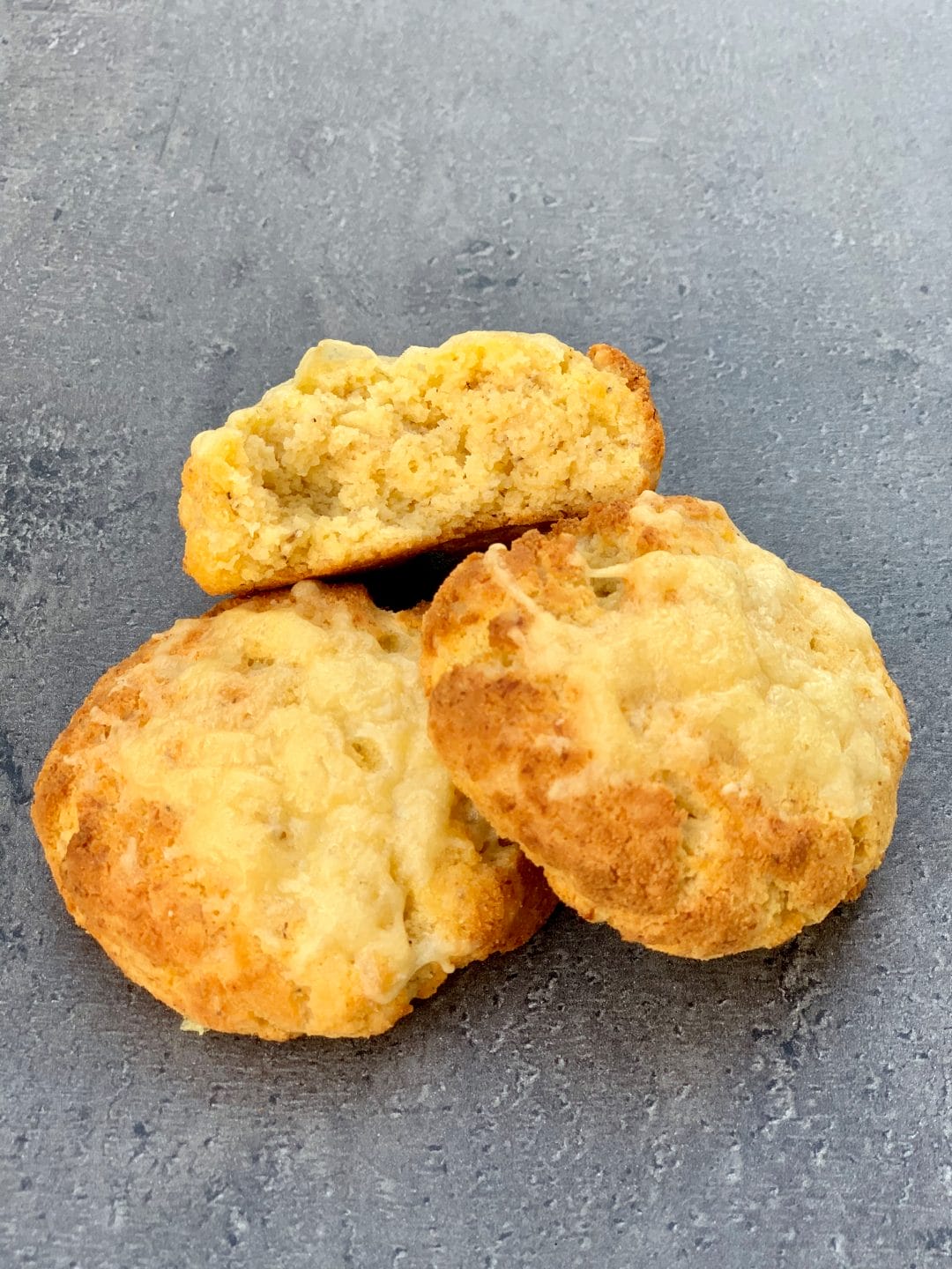 Picture of keto biscuits 