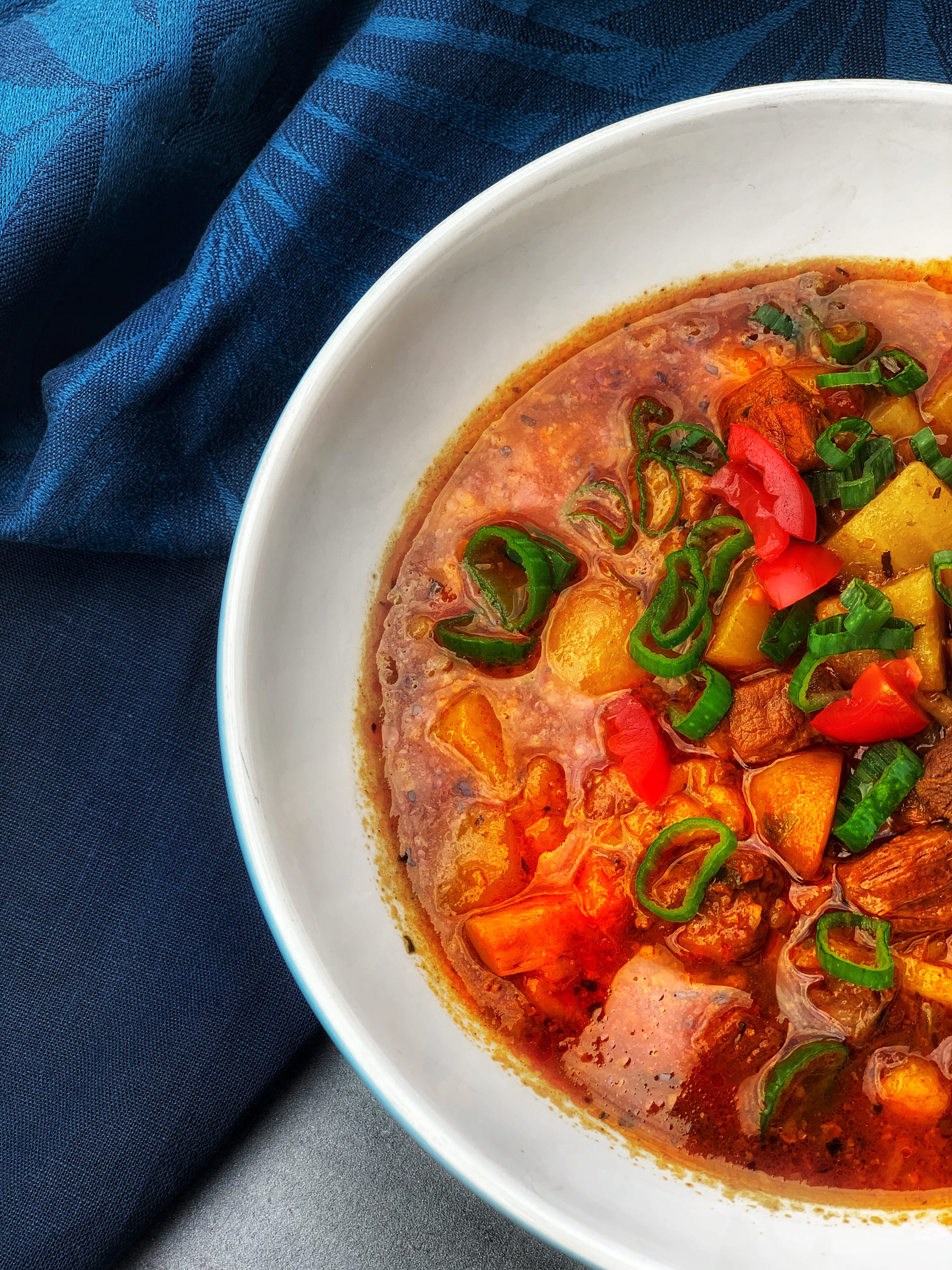 Picture of a bowl of keto soup