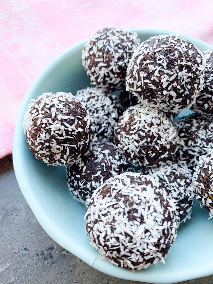 Picture of homemade keto energy bars shape in balls