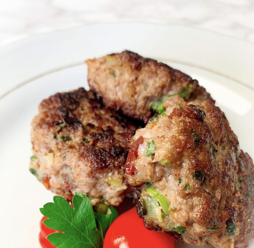 Picture of low carb breakfast sausages on a plate