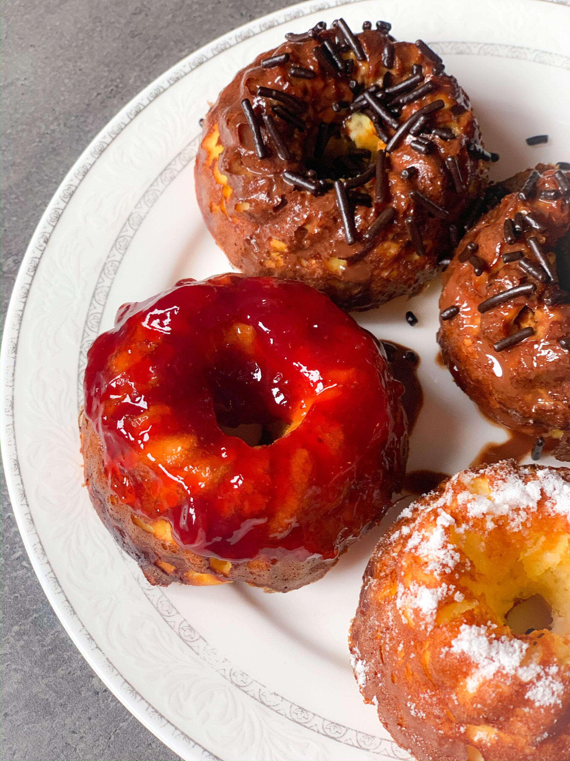 Picture of low carb mini bundt cakes with cheese, almond flour and coconut flour