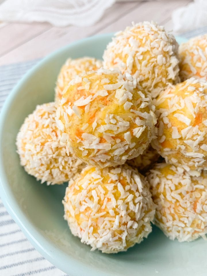 Picture of raw carrot cake energy balls