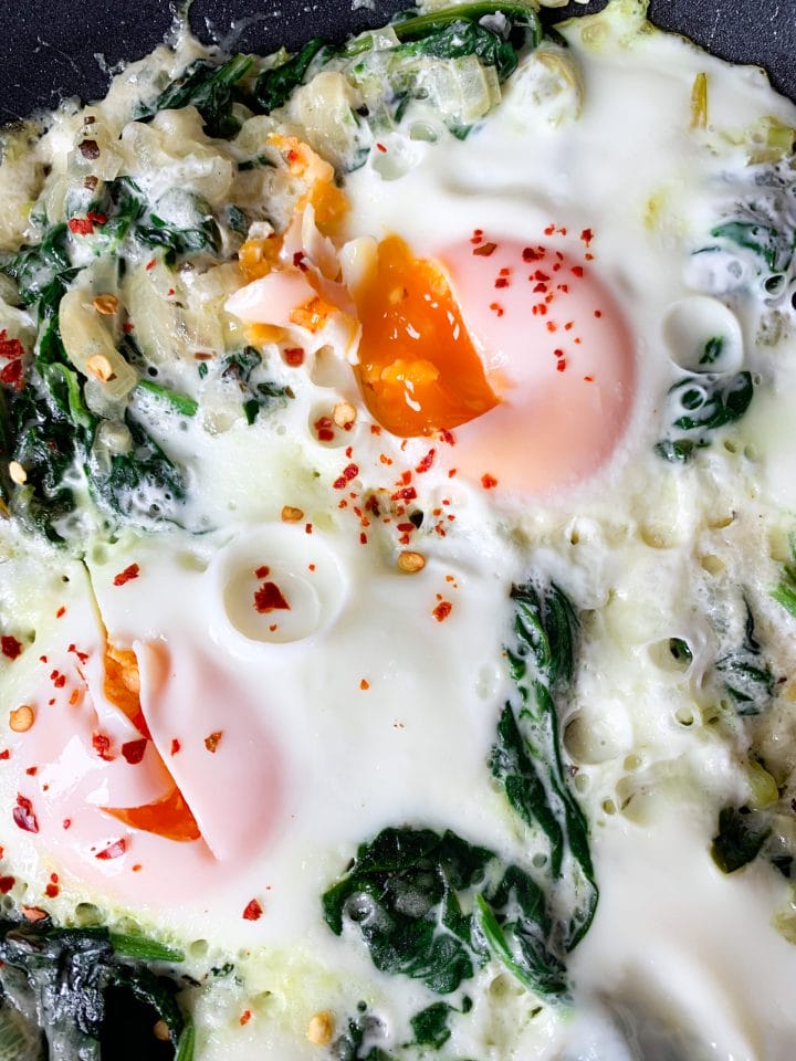 Picture of baked recipe for spinach with eggs, low carb recipe