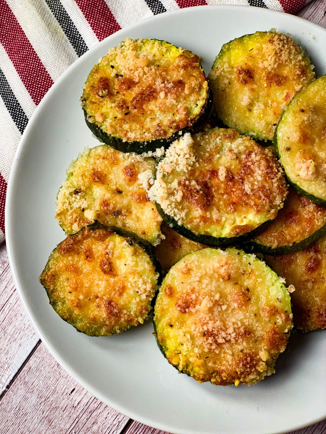Picture of low carb baked zucchini with cheese crunchy topping