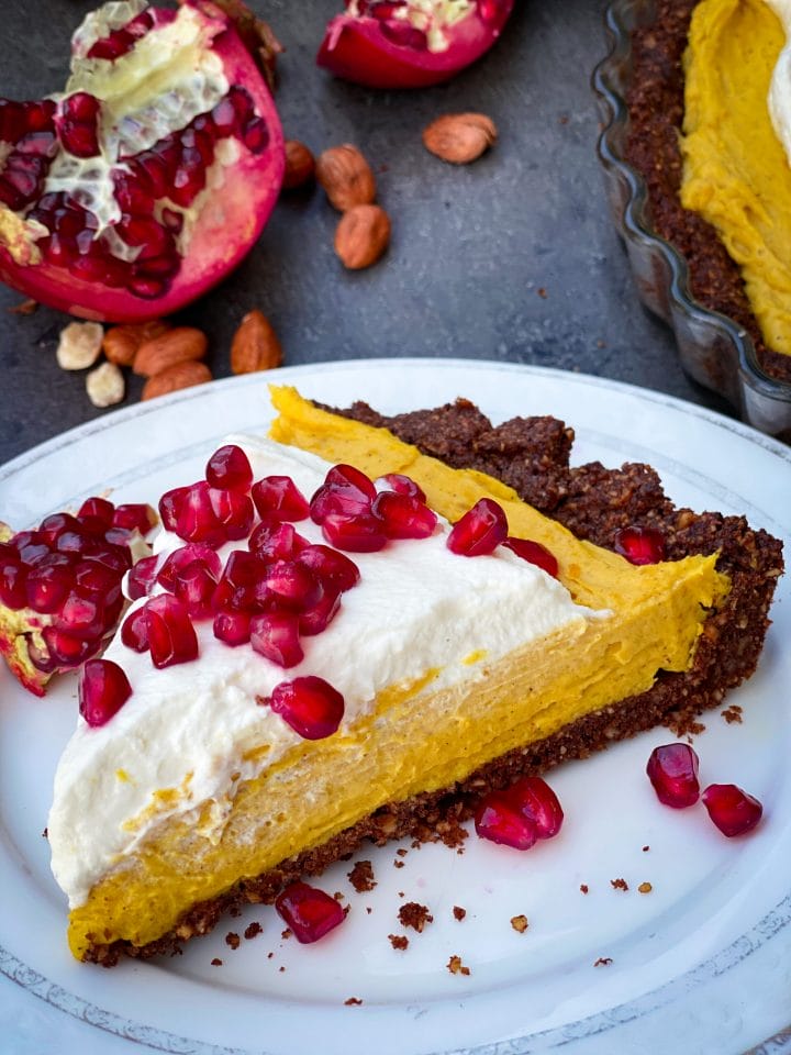 Picture of keto pumpkin pie cheesecake with hazelnut crust