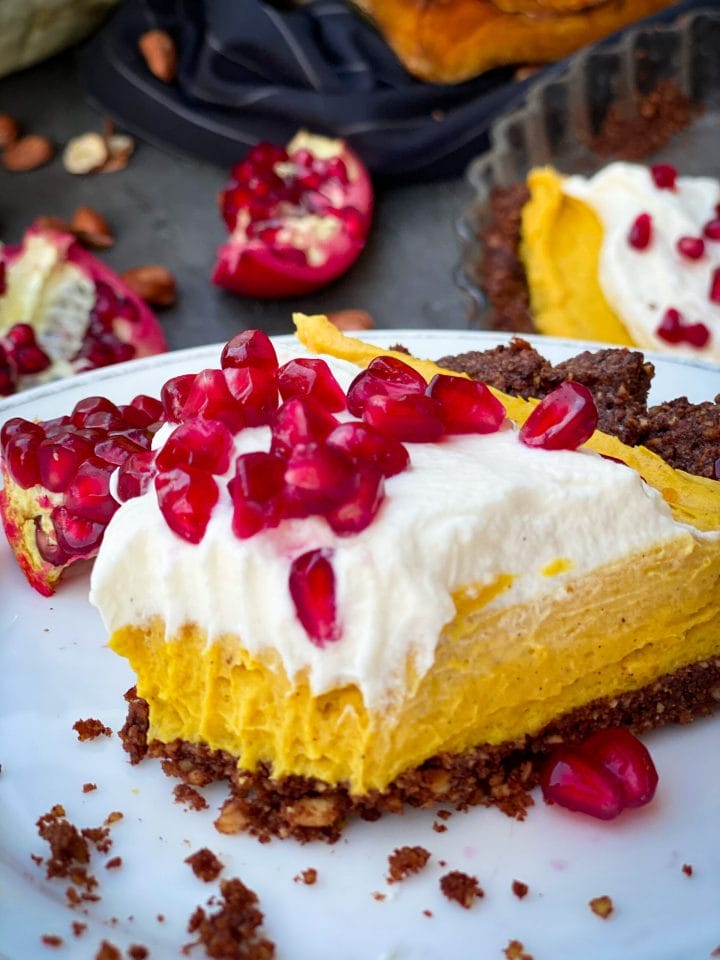 Picture of a gluten free and diabetic friendly pumpkin pie cheesecake