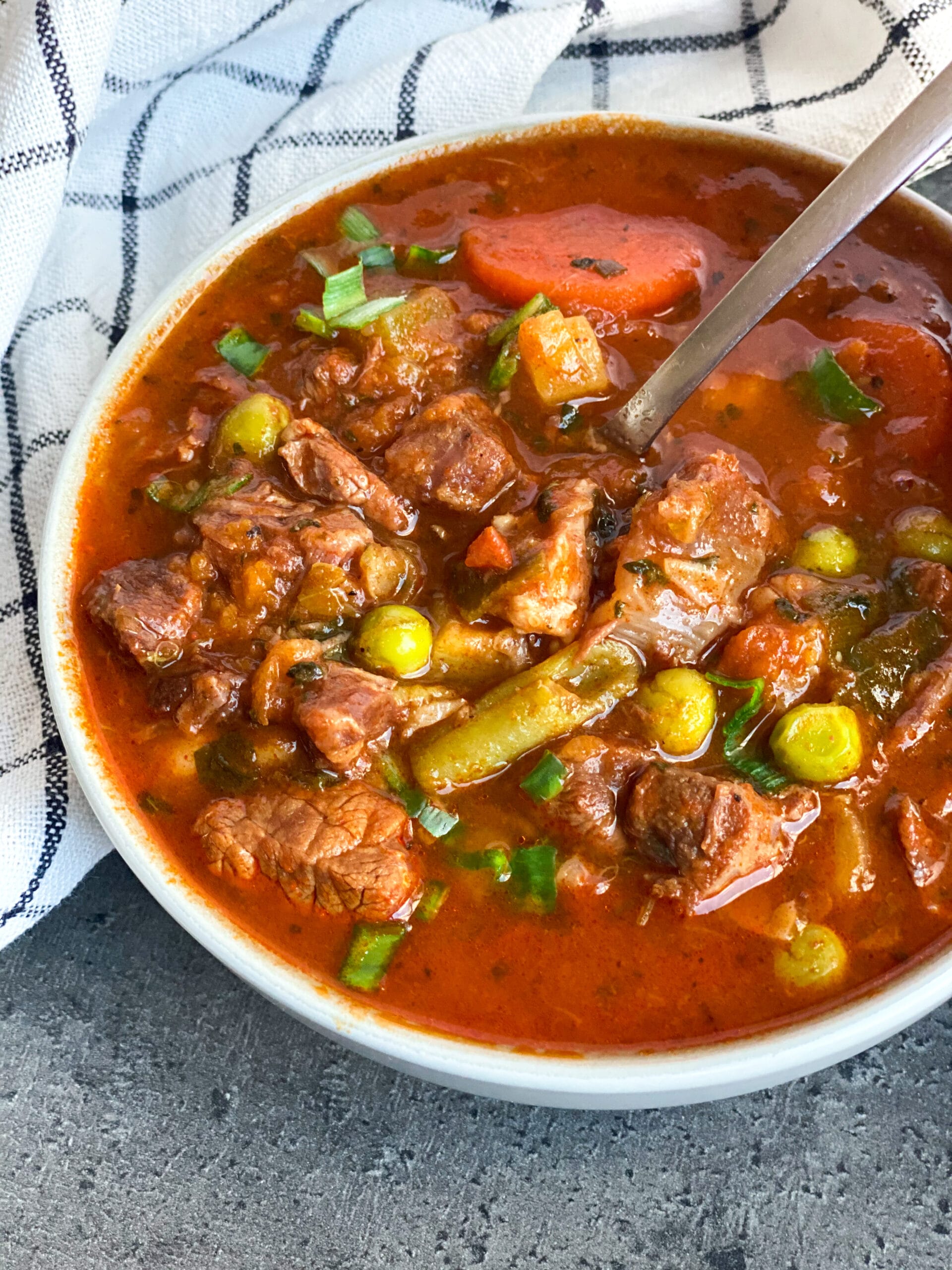 Picture of a bow of thick minestrone soup