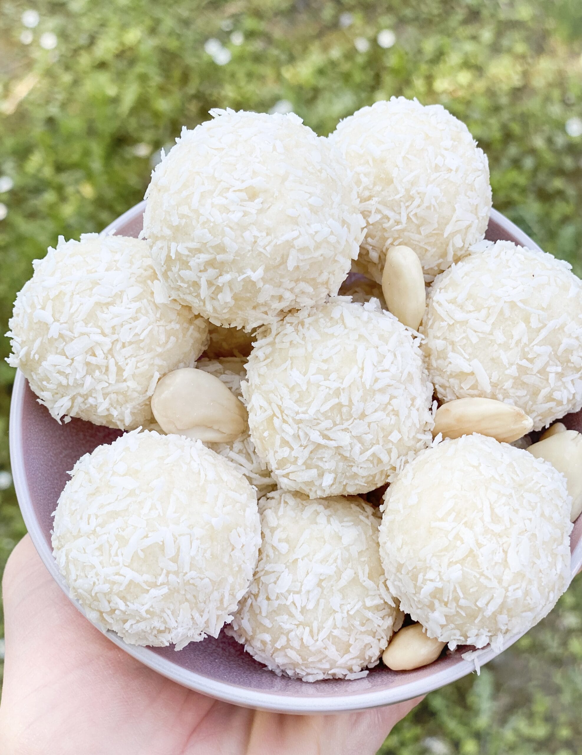 Keto raffaello coconut almond fat bombs