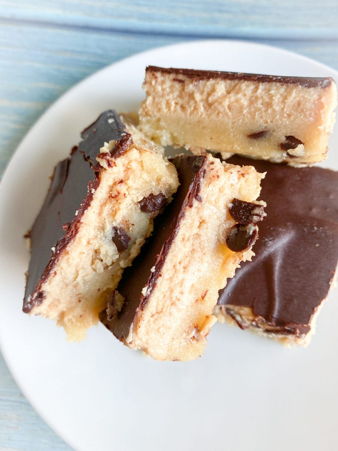 Picture of low carb no bake peanut butter cheesecake bars