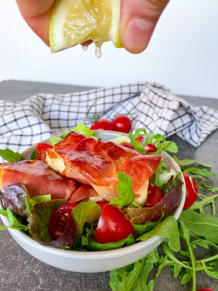 Picture of low carb halloumi and prosciutto salad