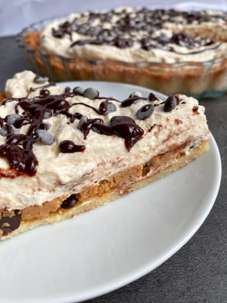 Keto cream pie with peanut butter cookie dough