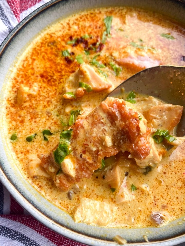 Picture of a bowl of keto salmon curry