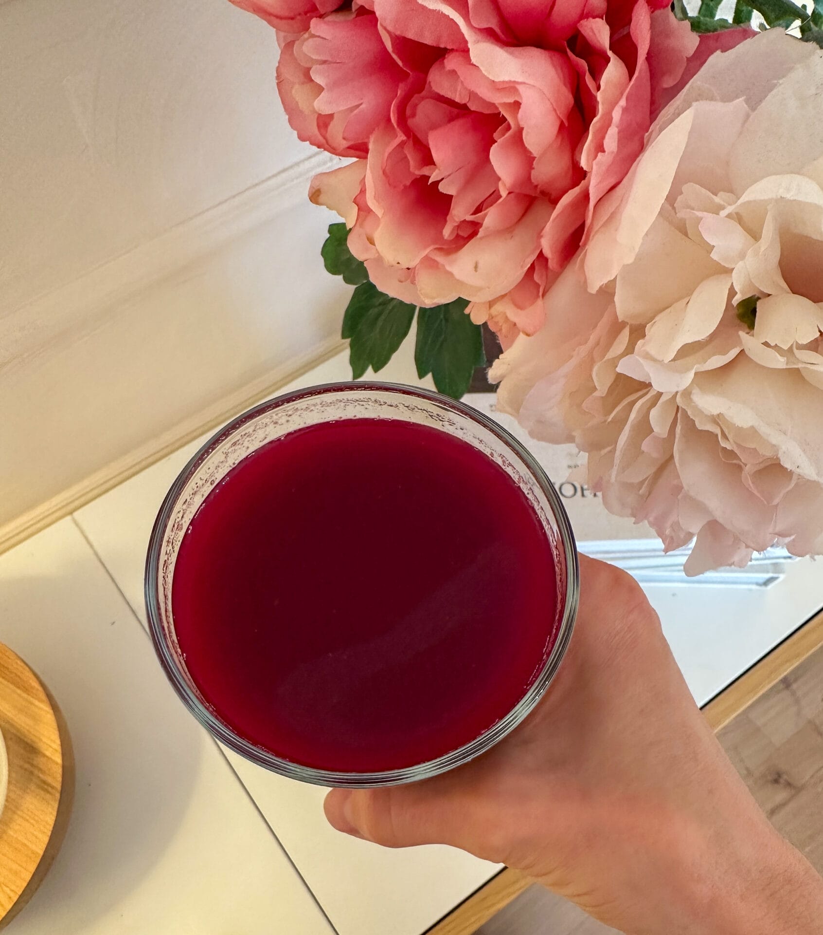 Picture ofbeetroot ginger lemon celery juice